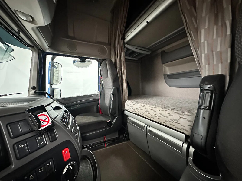 Kamion sa ceradom DAF XF 440 SUPERSPACECAB: slika 11