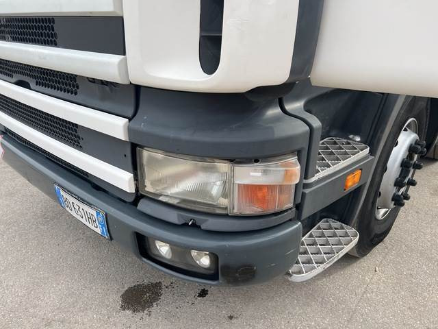 Kamion sa dizalicom Scania 124GB: slika 18