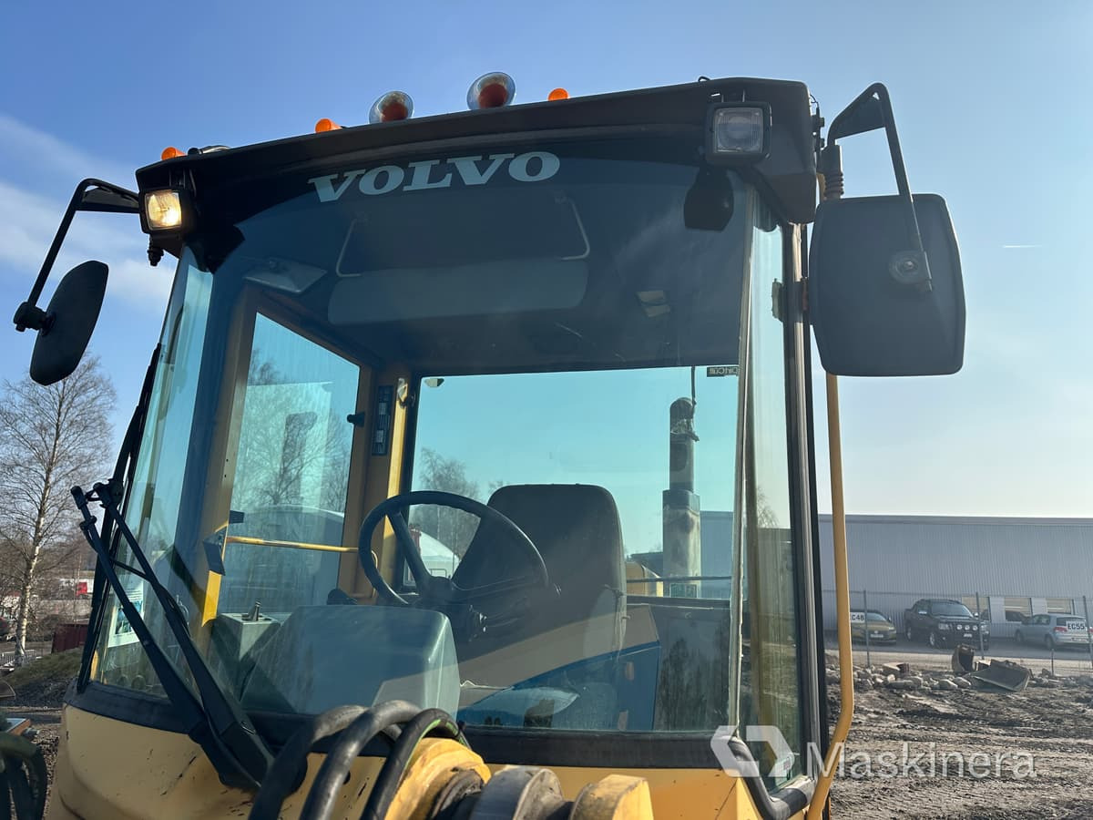 Utovarivač točkaš Volvo L50B   Hjullastare Volvo L50B: slika 44