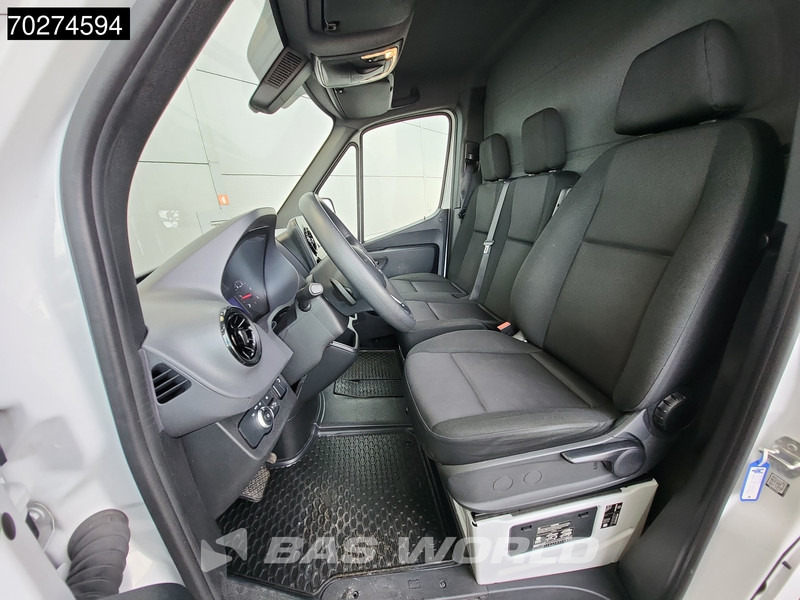 Dostavno vozilo sa zatvorenim sandukom Mercedes-Benz Sprinter 317 CDI Automaat Bakwagen Laadklep Camera Airco MBUX Koffer Meubelbak 20m3 Airco: slika 12