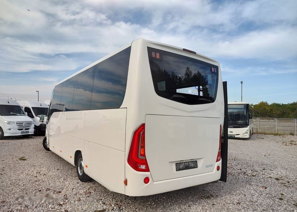 Minibus, Putnički kombi novi IVECO Daily Mercus City: slika 9