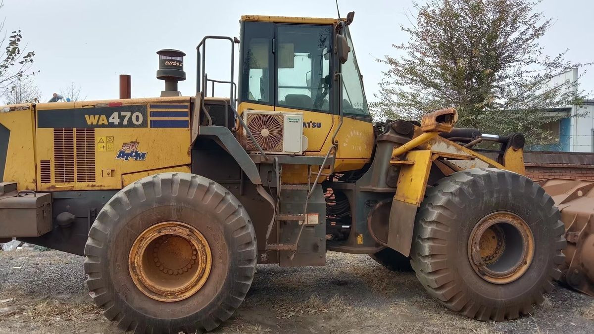 Utovarivač točkaš Komatsu WA470-6: slika 8