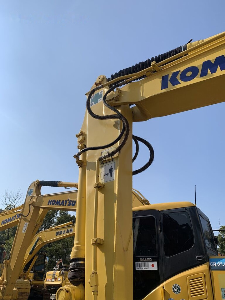 Bager guseničar Komatsu PC130: slika 18