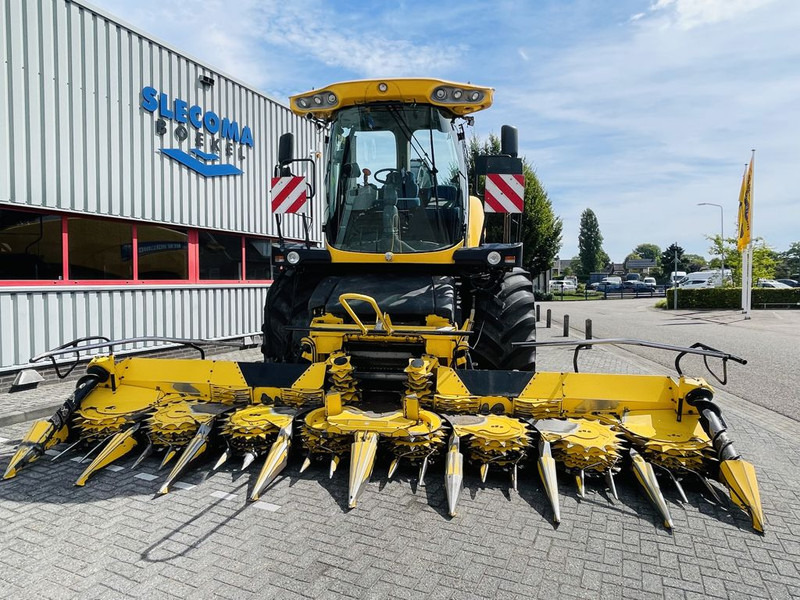 Kombajn za stočnu hranu New Holland FR9050: slika 6