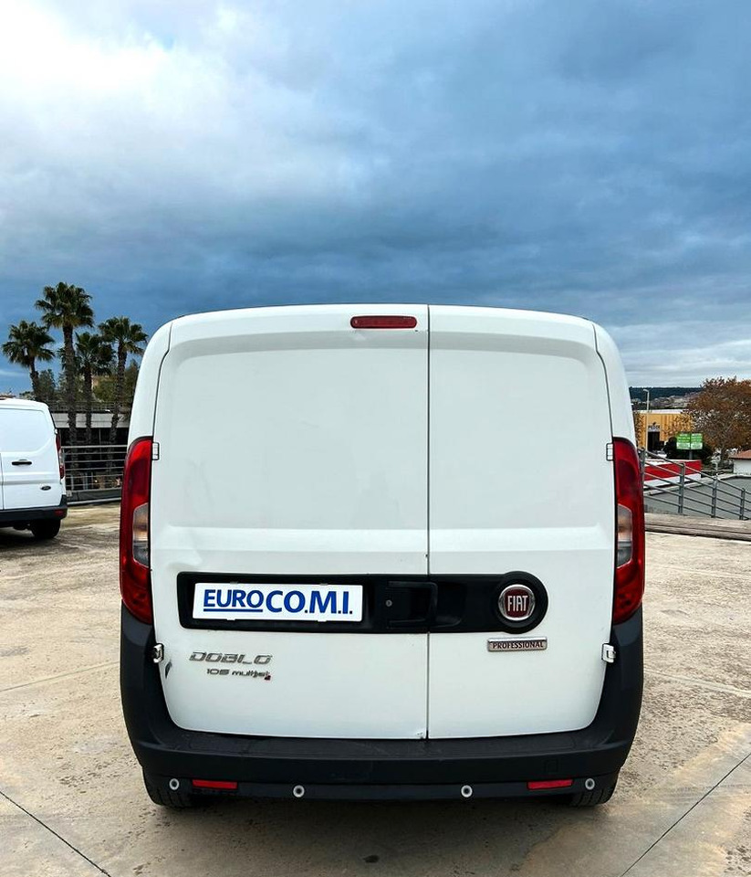 Mali kombi Fiat Doblò 1.6 mjt 3 posti: slika 6