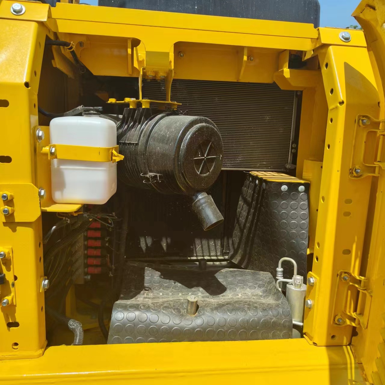 Bager guseničar KOMATSU PC130: slika 7