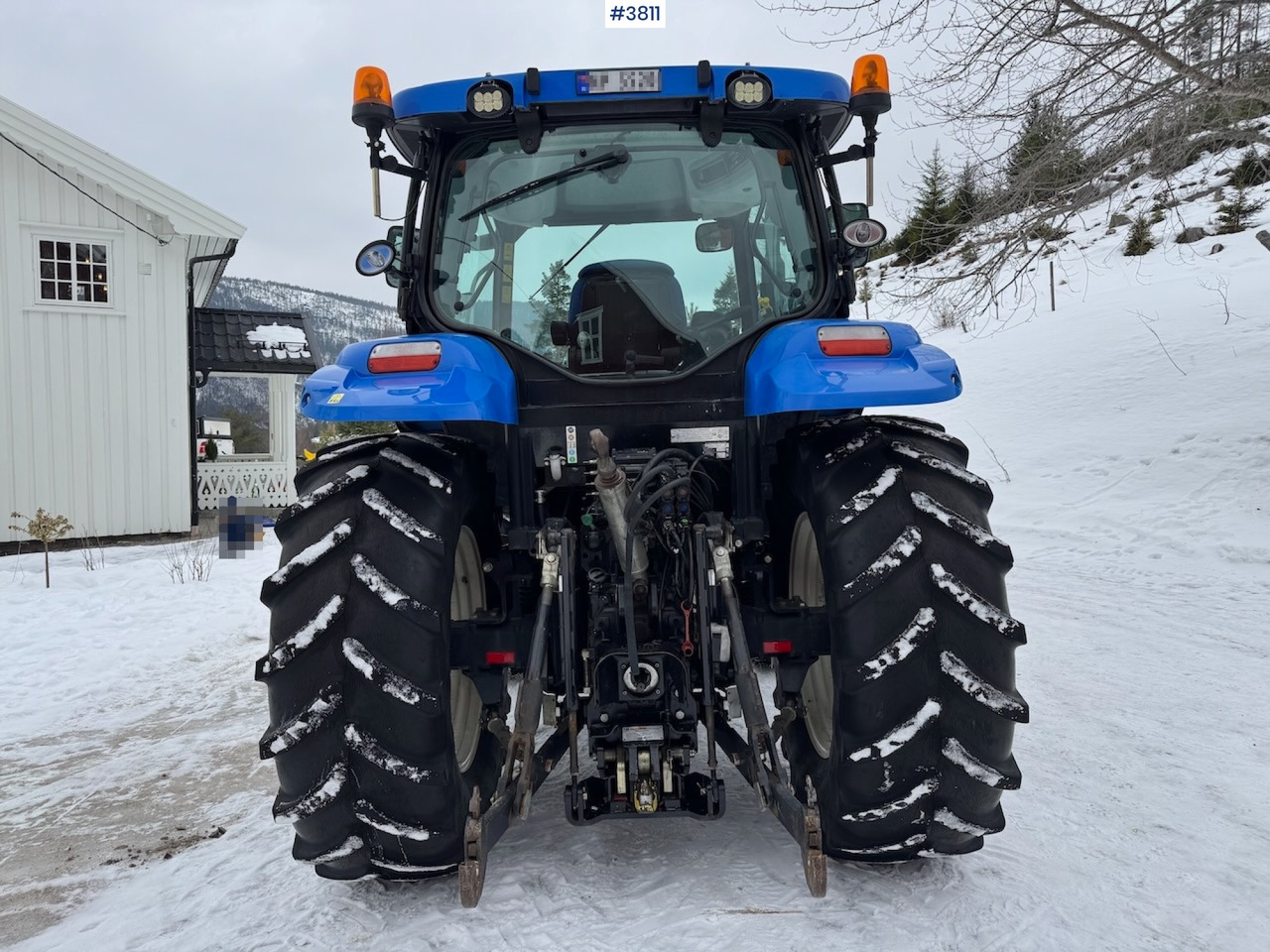 Traktor 2010 New Holland T6020 Elite w/front loader: slika 36