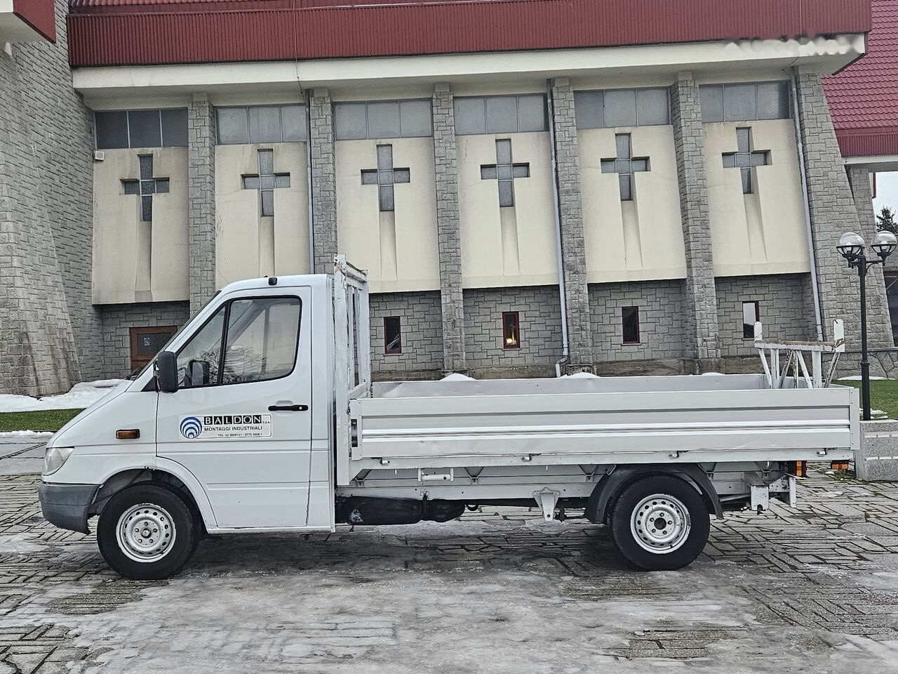 Dostavno vozilo sa otvorenom sandukom Mercedes-Benz Sprinter 313 CDI Skrzynia 3.60 M Bez Korozji ! Klima !: slika 13