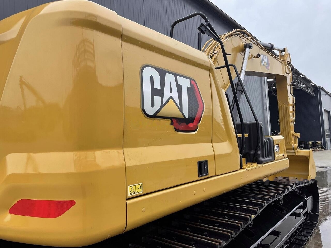 Bager guseničar novi Caterpillar 330GC: slika 26