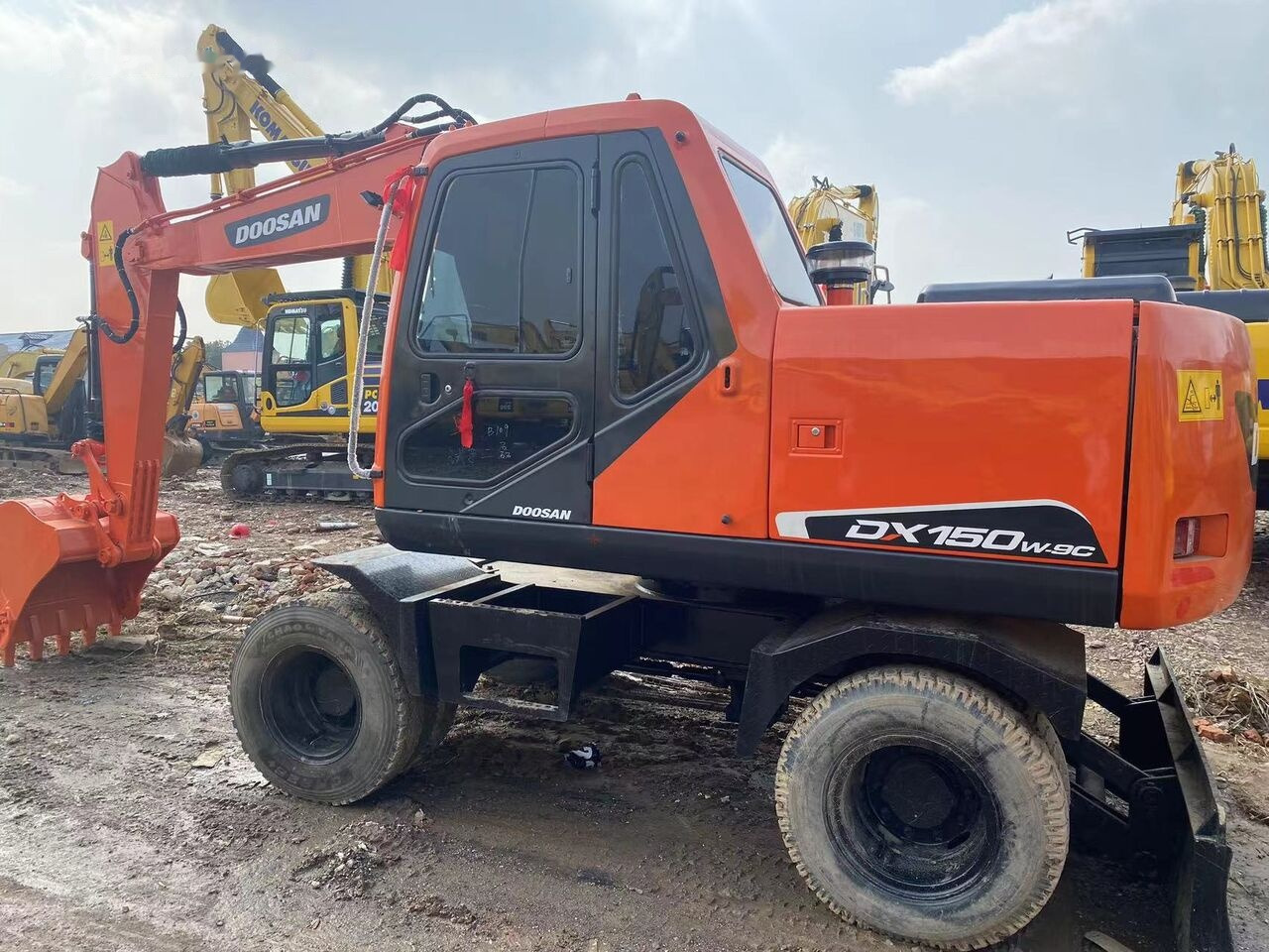 Bager točkaš Doosan DX150W: slika 9