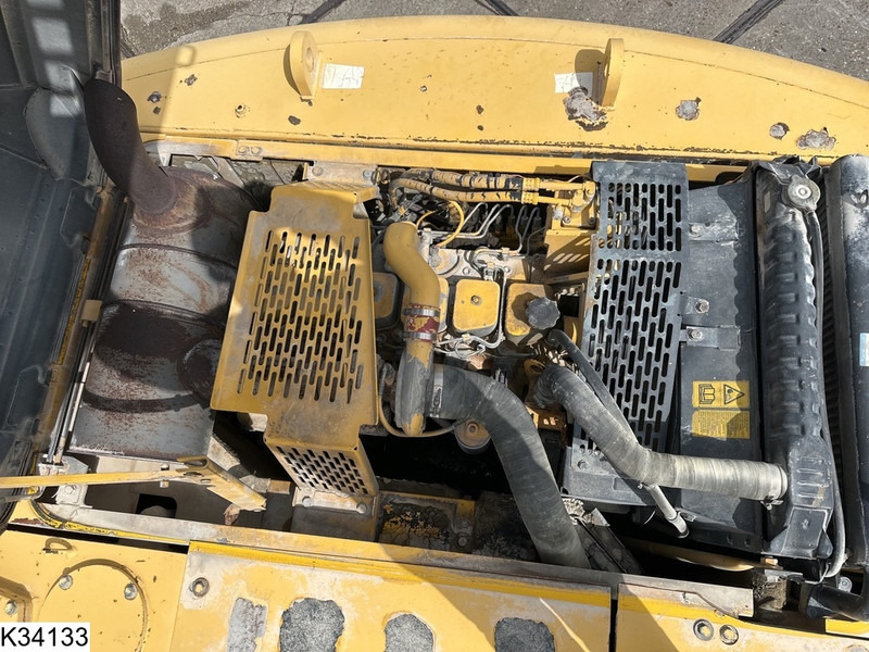 Bager guseničar Komatsu PC 210 LC 99 KW, Airco: slika 17