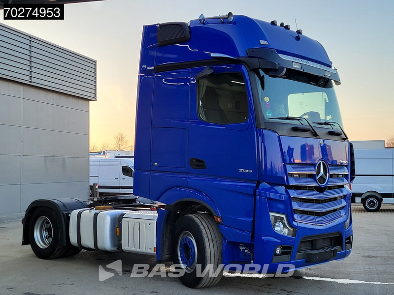 Tegljač Mercedes-Benz Actros 2145 4X2 GigaSpace 2x Tanks MirrorCam Navi: slika 14