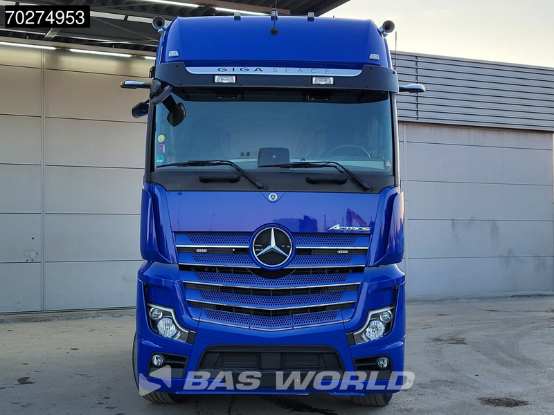 Tegljač Mercedes-Benz Actros 2145 4X2 GigaSpace 2x Tanks MirrorCam Navi: slika 15