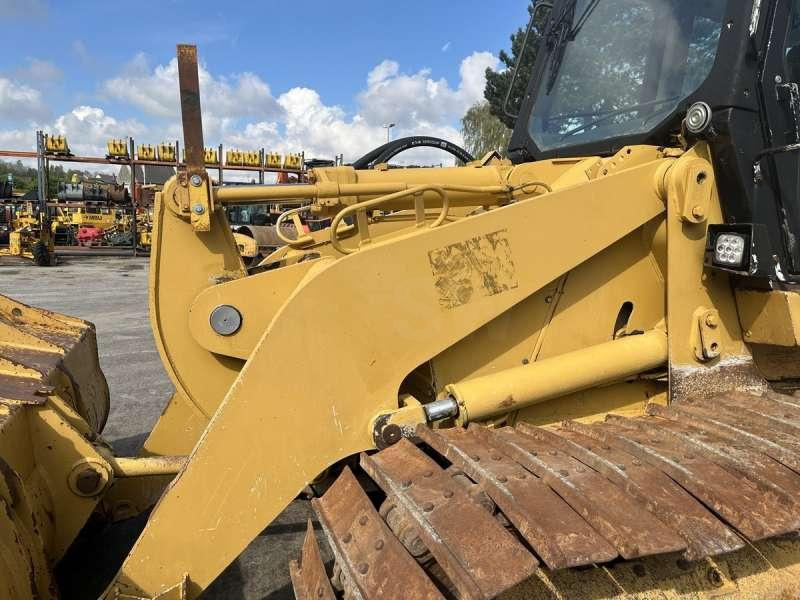 Utovarivač guseničar Caterpillar 953C2: slika 13