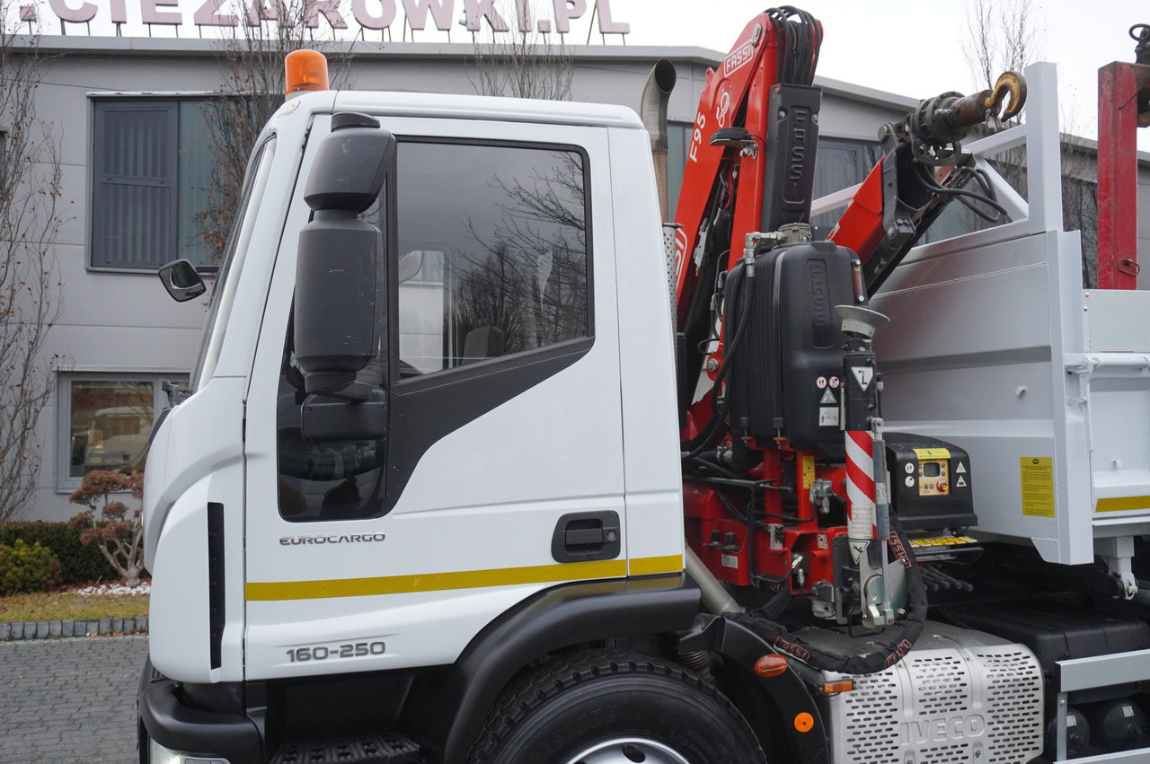 Kamion sa dizalicom IVECO Eurocargo 160-250 E6/ Fassi crane / 3-sided tipper / mileage 47 thousand. km!: slika 21