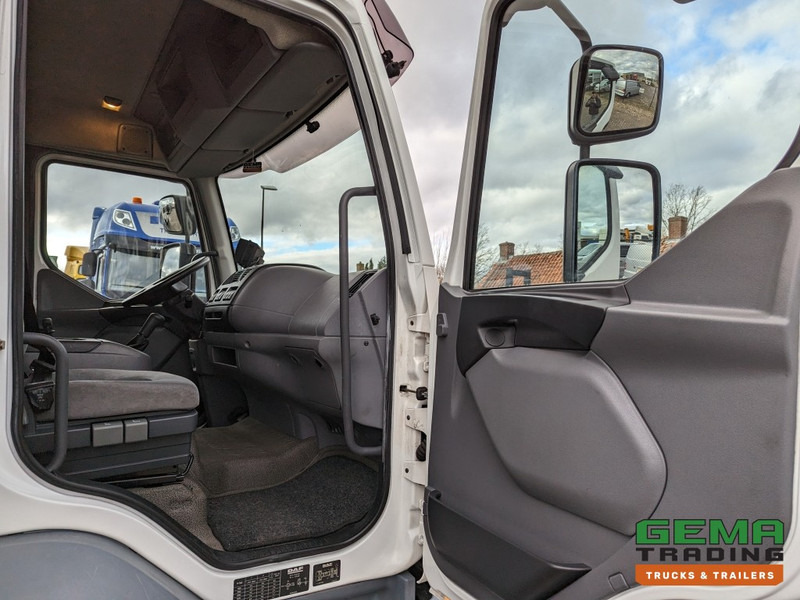 Kamion DAF FA LF55.180 4x2 Daycab 15T Euro4 Mobile Office / Camper / Workshop - Manual - Airco - Dhollandia Laadklep 1500KG - 150.000KM (V690): slika 15