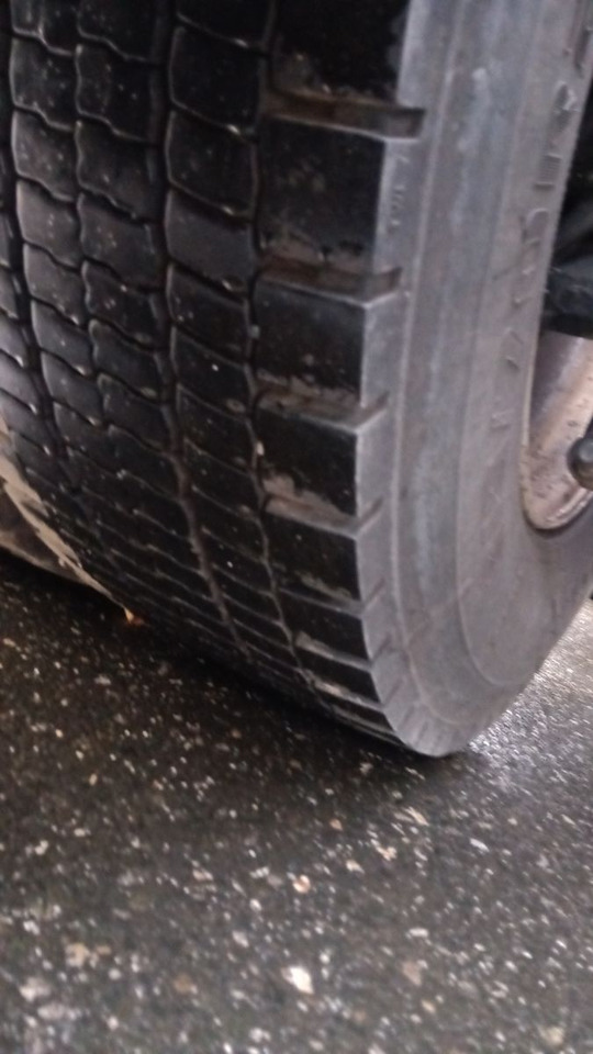 Tegljač MAN TGX 18:440 FLT XLX 2xTank Klima Spoiler Kühlbox MAN TGX 18:440 FLT XLX 2xTank Klima Spoiler Kühlbox: slika 39 Tegljač MAN TGX 18:440 FLT XLX 2xTank Klima Spoiler Kühlbox MAN TGX 18:440 FLT XLX 2xTank Klima Spoiler Kühlbox: slika 39