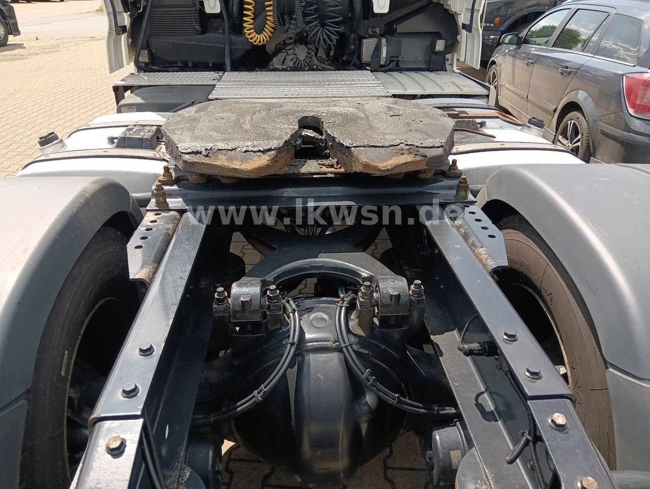 Tegljač MAN TGX 18:440 FLT XLX 2xTank Klima Spoiler Kühlbox MAN TGX 18:440 FLT XLX 2xTank Klima Spoiler Kühlbox: slika 26 Tegljač MAN TGX 18:440 FLT XLX 2xTank Klima Spoiler Kühlbox MAN TGX 18:440 FLT XLX 2xTank Klima Spoiler Kühlbox: slika 26