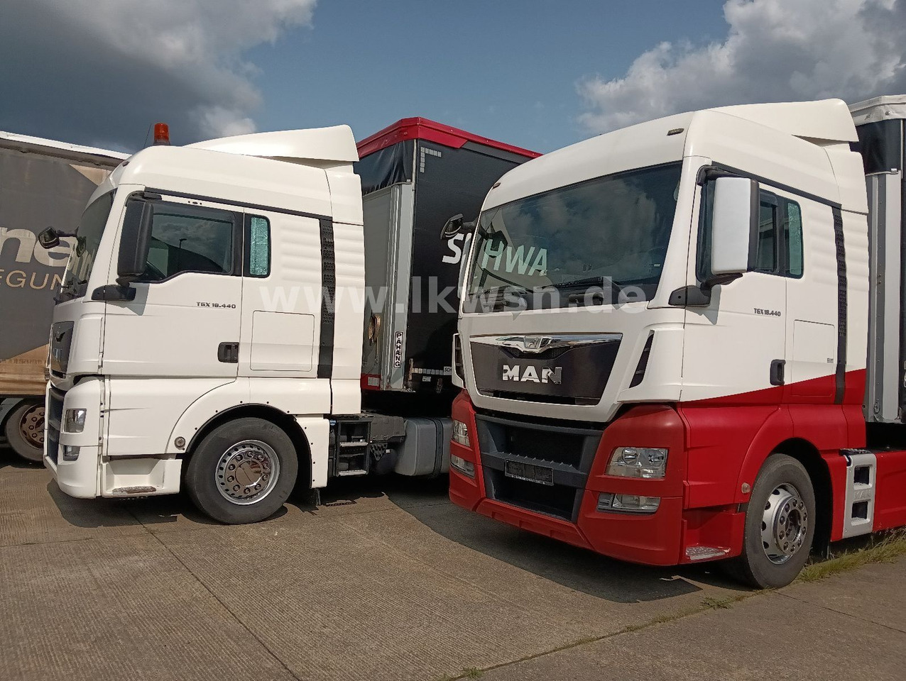 Tegljač MAN TGX 18:440 FLT XLX 2xTank Klima Spoiler Kühlbox MAN TGX 18:440 FLT XLX 2xTank Klima Spoiler Kühlbox: slika 28 Tegljač MAN TGX 18:440 FLT XLX 2xTank Klima Spoiler Kühlbox MAN TGX 18:440 FLT XLX 2xTank Klima Spoiler Kühlbox: slika 28