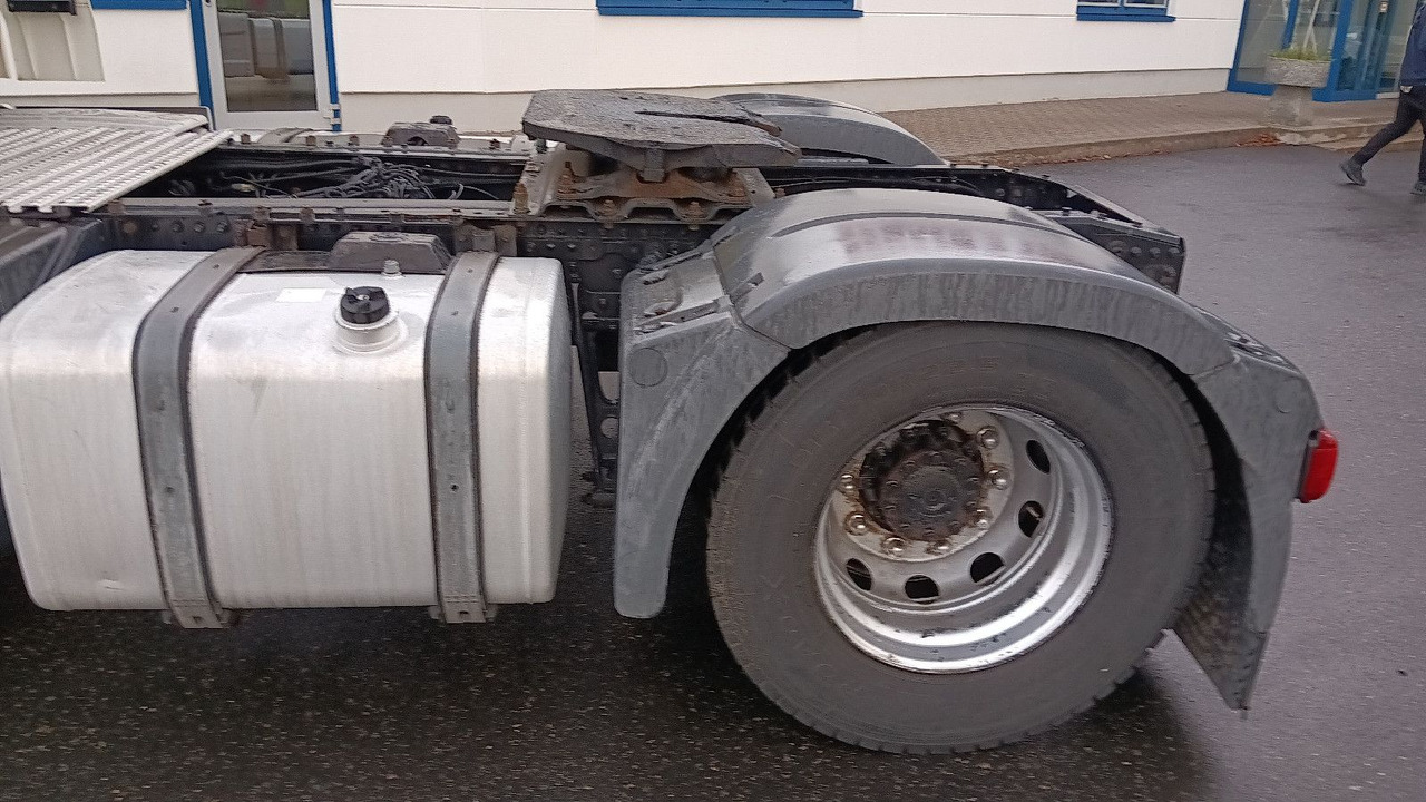 Tegljač MAN TGX 18:440 FLT XLX 2xTank Klima Spoiler Kühlbox MAN TGX 18:440 FLT XLX 2xTank Klima Spoiler Kühlbox: slika 42 Tegljač MAN TGX 18:440 FLT XLX 2xTank Klima Spoiler Kühlbox MAN TGX 18:440 FLT XLX 2xTank Klima Spoiler Kühlbox: slika 42