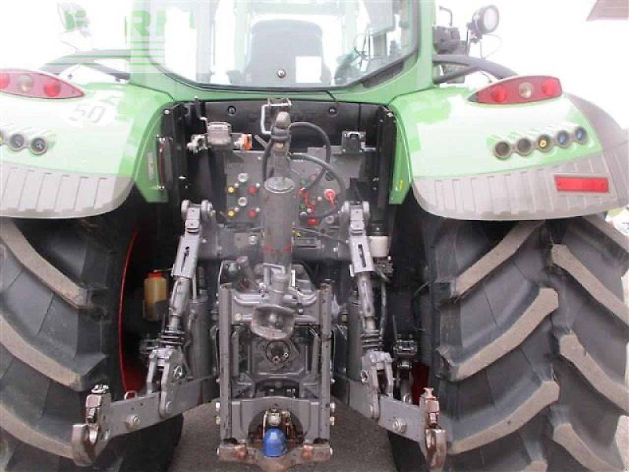 Traktor Fendt 724 vario scr #838: slika 19