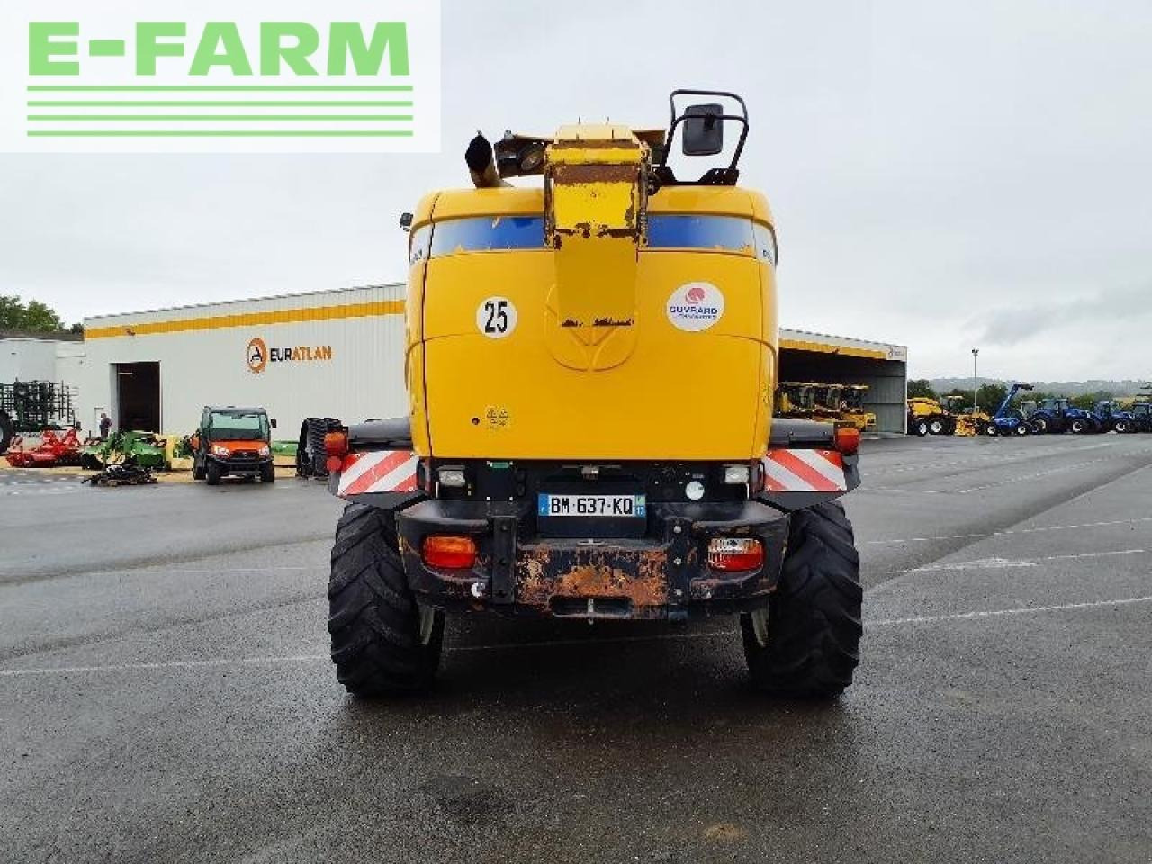 Kombajn za stočnu hranu New Holland fr9040: slika 7