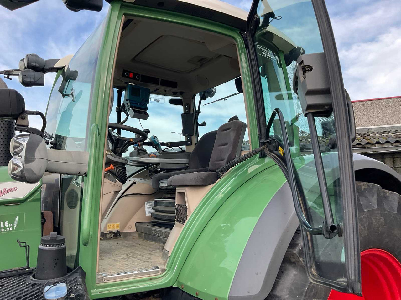 Traktor Fendt 722: slika 24