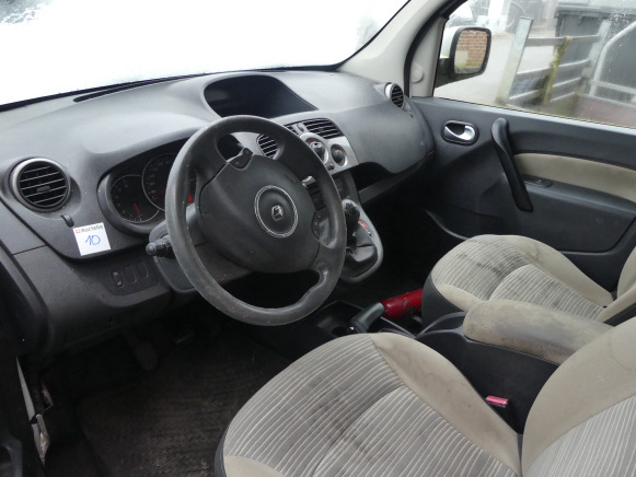 Automobil REF:88 - Voiture Renault Kangoo (2012-101.999 km): slika 7