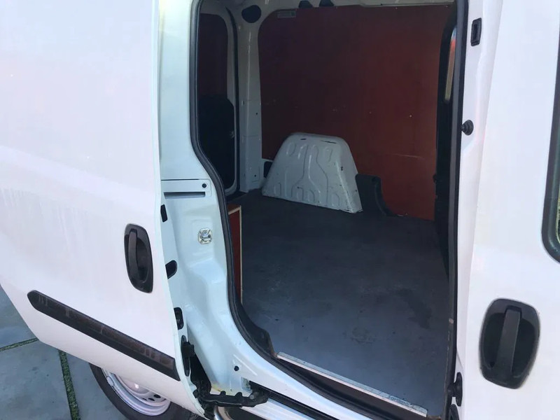 Furgon Opel Combo 1.6 CDTI: slika 11