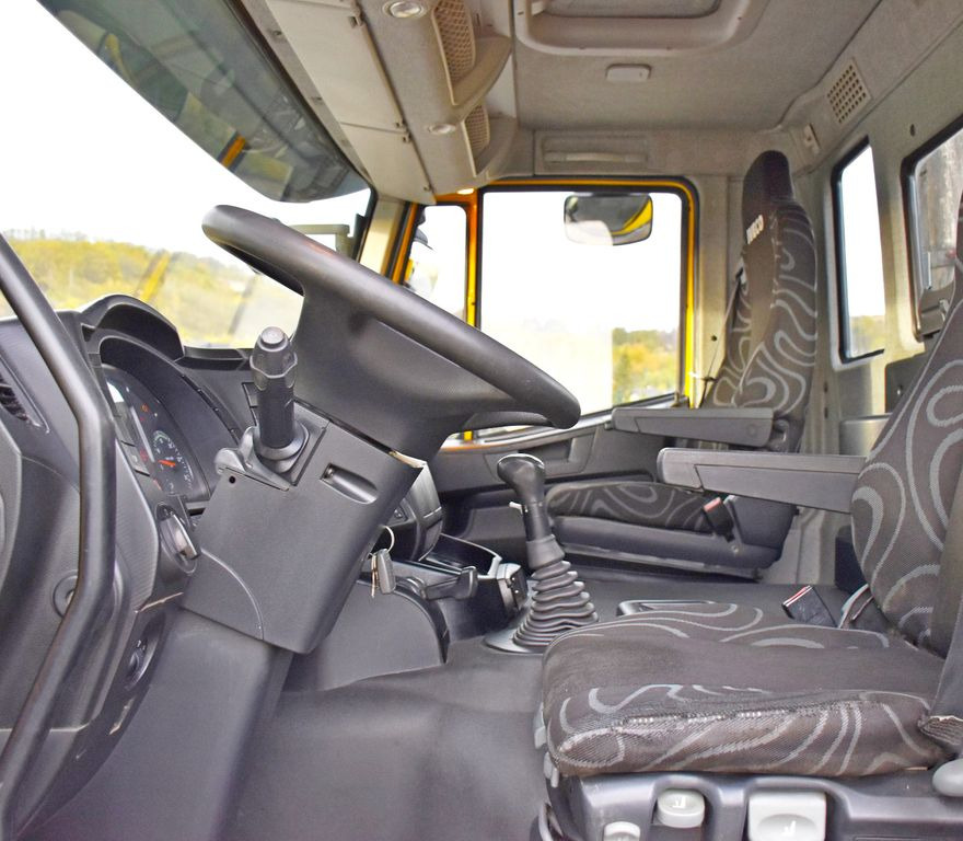 Kamion sa dizalicom, Istovarivač Iveco TRAKKER 360 * Kipper 4,90m* KRAN/FUNK*6x4: slika 10