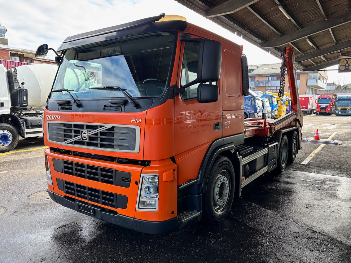 Kamion za utovaranje kontejnera VOLVO FM 400    6x2R: slika 23