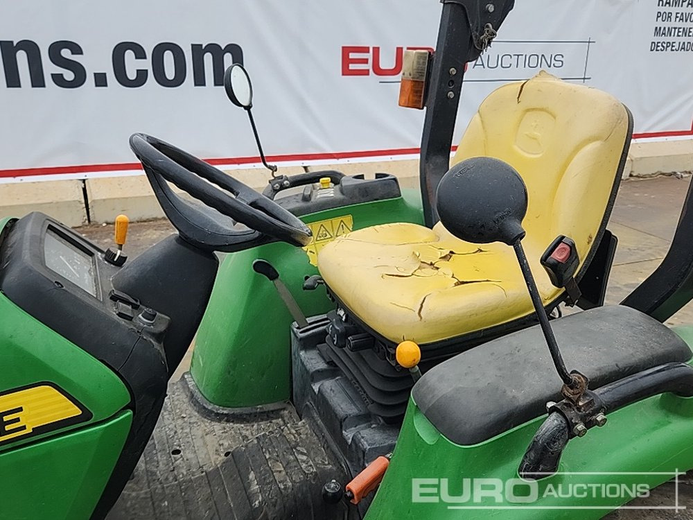 Traktor 2013 John Deere 3036E: slika 18