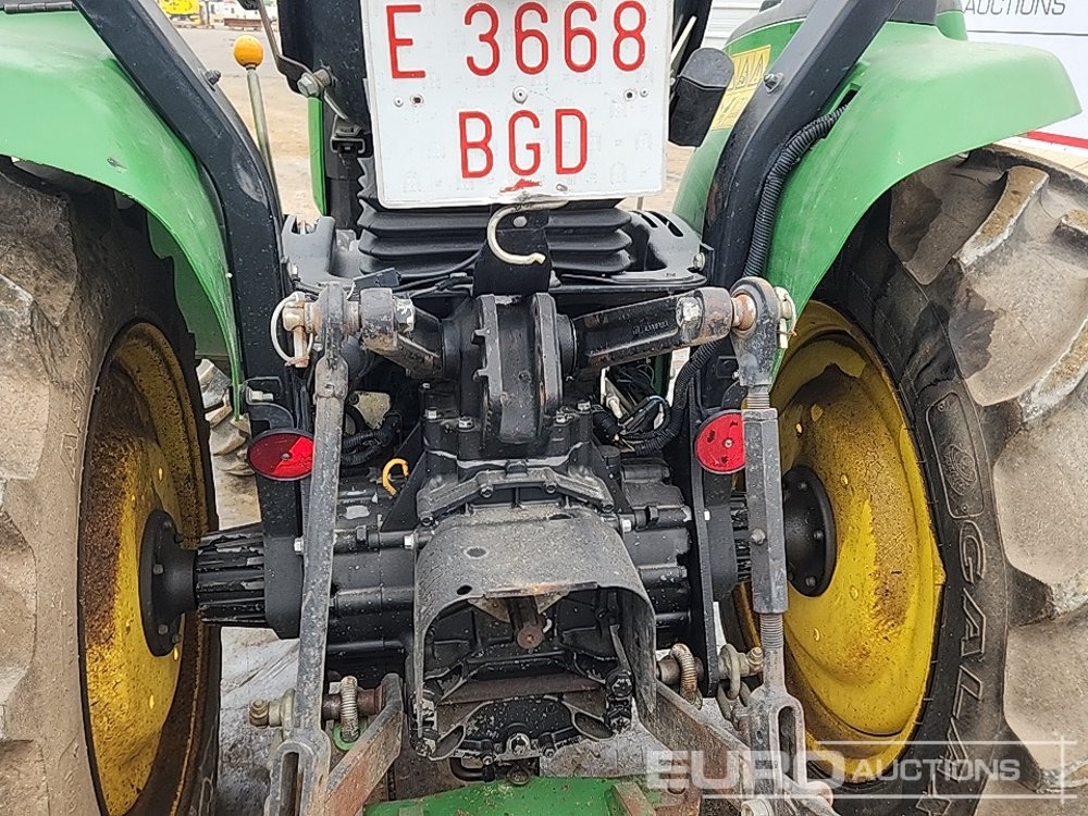 Traktor 2013 John Deere 3036E: slika 17