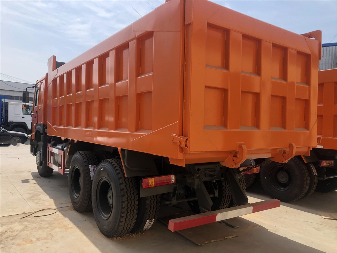 Istovarivač SINOTRUK HOWO 371 Dump truck: slika 7