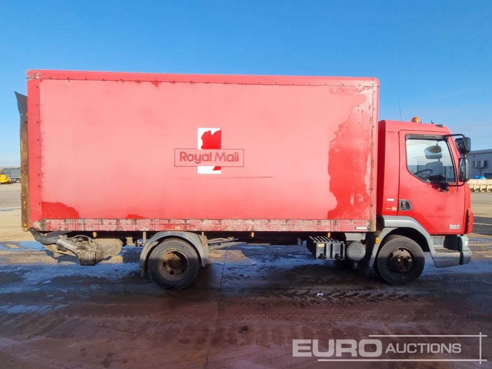 Kamion sa zatvorenim sandukom 2013 DAF LF45-140: slika 6